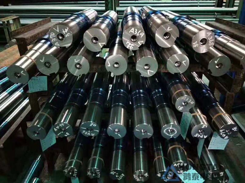 YE4-160L-2电机轴伸打螺纹孔定制